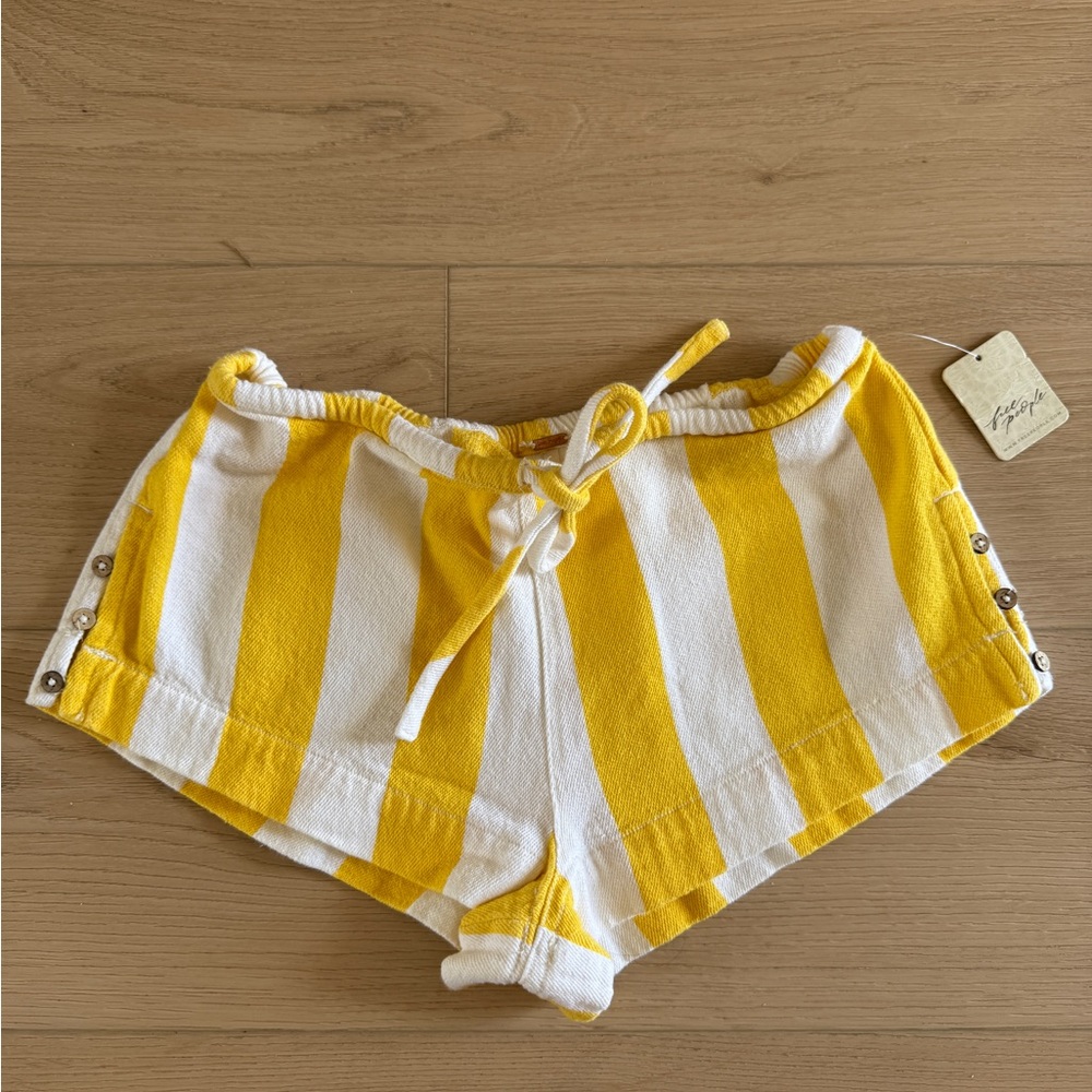 Free People hot hot hot shorts